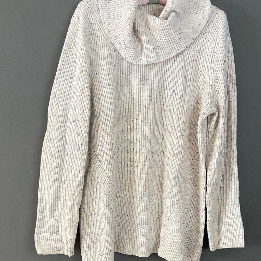Cowl/ Turtleneck pull over Sweater. Cotton. Oversize. Size L